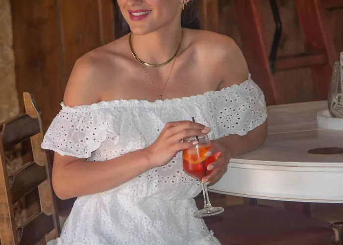 بيت للعطل Anesis Traditional Rhodian House *